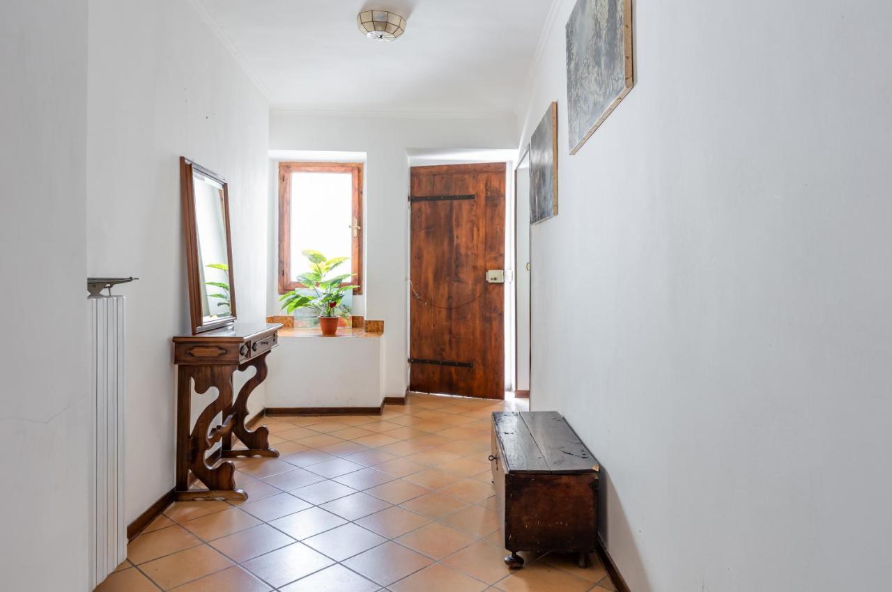 Le Finestre Sul Corso Roomy With Terrace *