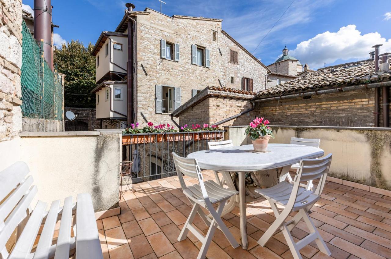 Apartment Le Finestre Sul Corso Roomy With Terrace