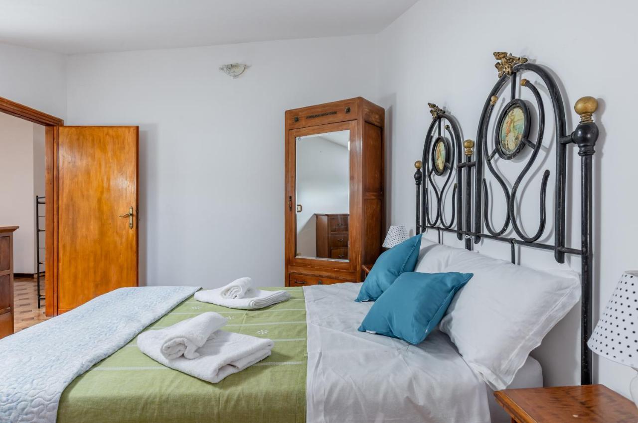 Apartment Le Finestre Sul Corso Roomy With Terrace