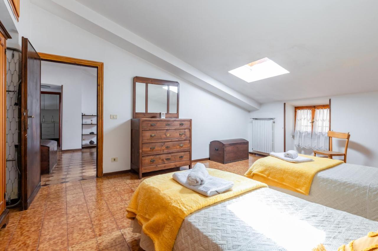 Le Finestre Sul Corso Roomy With Terrace Apartment *