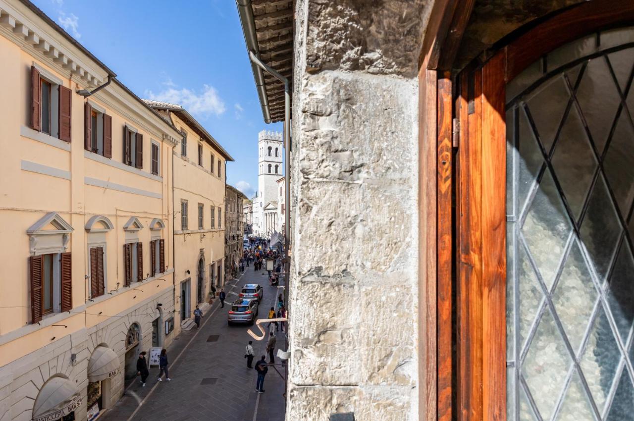 Le Finestre Sul Corso Roomy With Terrace Appartement *